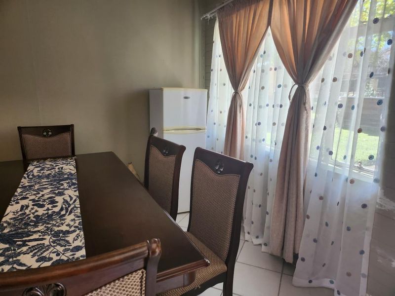 Townhouse For Sale in Loch Athlone, Bethlehem - Photo 9