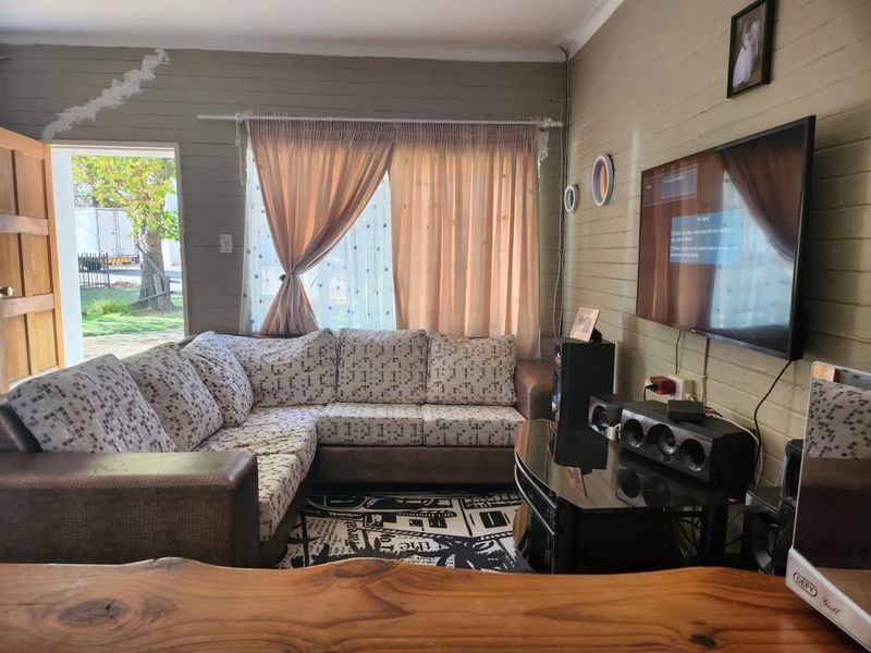 Townhouse For Sale in Loch Athlone, Bethlehem - Photo 8