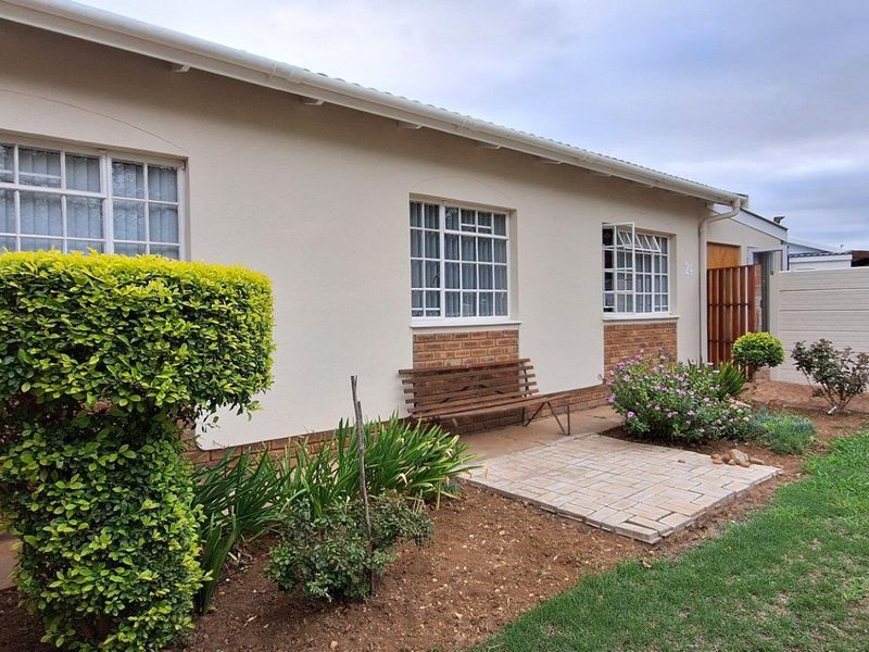 House For Sale in Riversdale - Photo 5