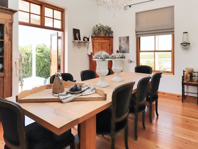 House For Sale in Riebeek Kasteel, Riebeek Valley - Photo 10