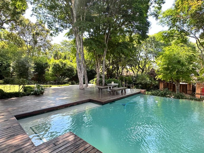 Mediterranean Villa-Style Retreat - Waterkloof, Pretoria - Photo 3