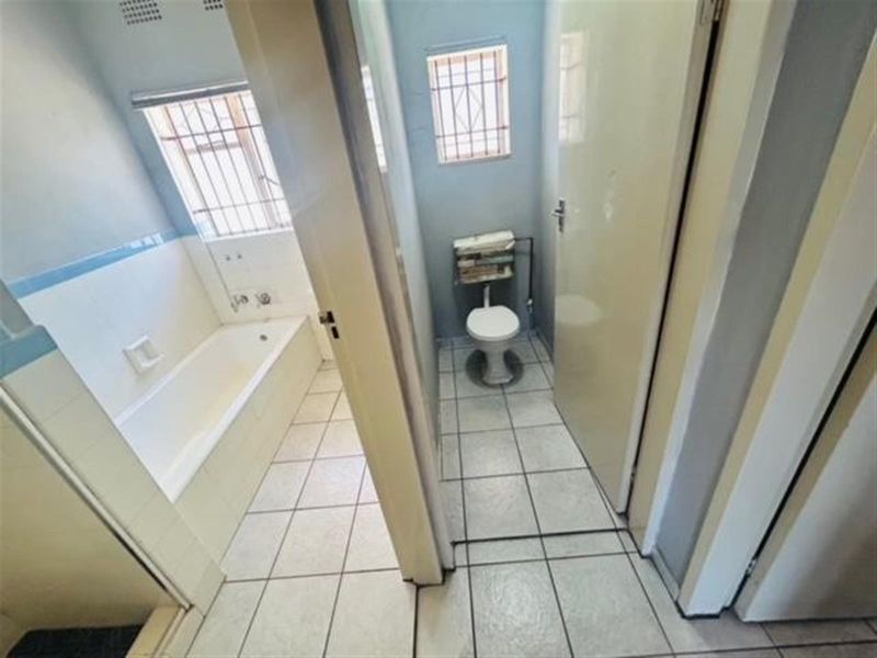 3 Bedroom House for Sale in Linmeyer - Photo 7