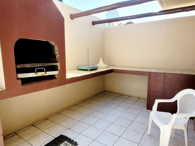 Apartment For Sale in Uvongo, Margate, KwaZulu Natal - Photo 5