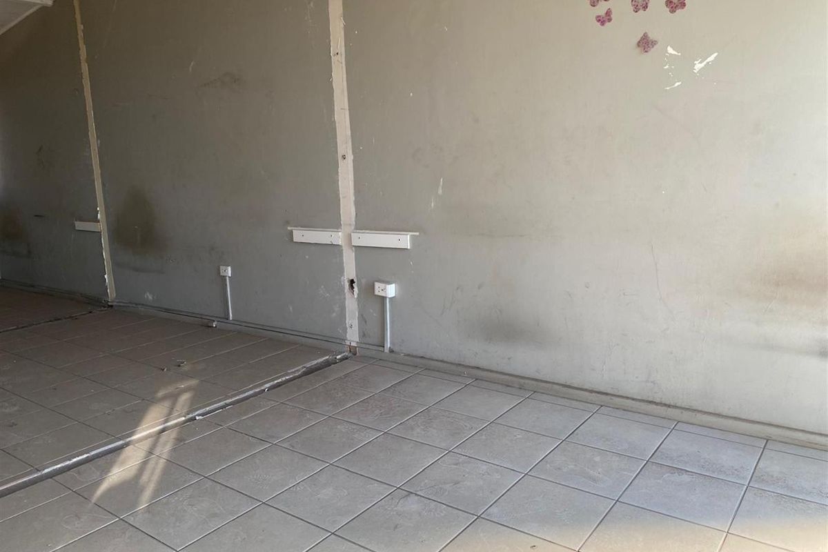 Apartment For Sale in Vanderbijlpark, CE 2, Gauteng - Photo 5