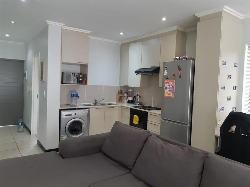 Apartment For Sale in Sunninghill, Sandton - Photo 4