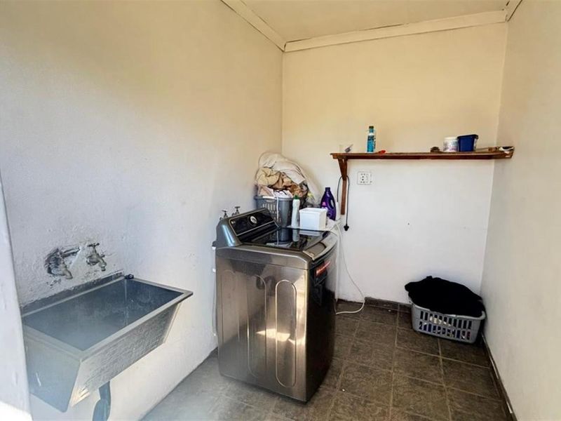 Spacious Family Living with Entertainer’s Charm - Photo 8