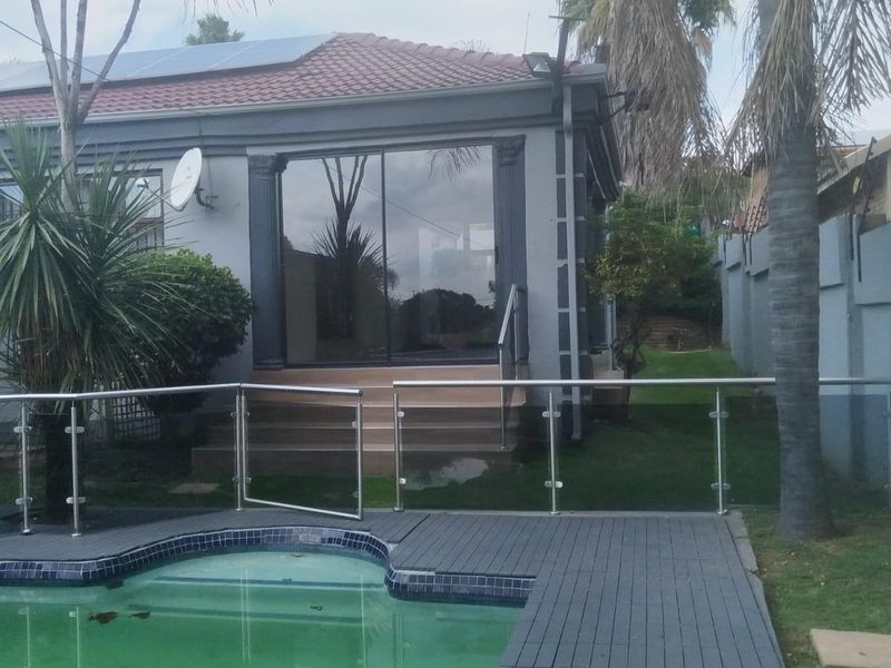 House For Sale in Ben Fleur, Witbank - Photo 1