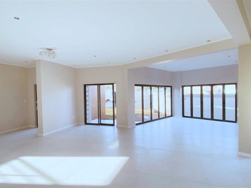 3-4 BED OFF PLAN DUPLEX CLUSTER - Photo 7