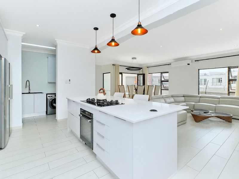 3-4 BED OFF PLAN DUPLEX CLUSTER - Photo 4