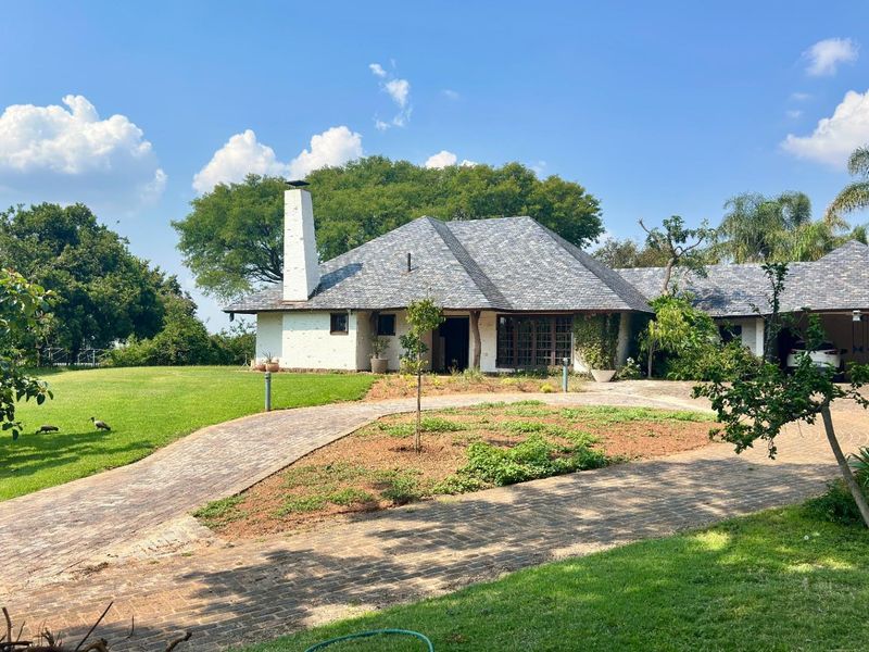 House For Sale in Waterkloof Heights, Pretoria - Photo 5