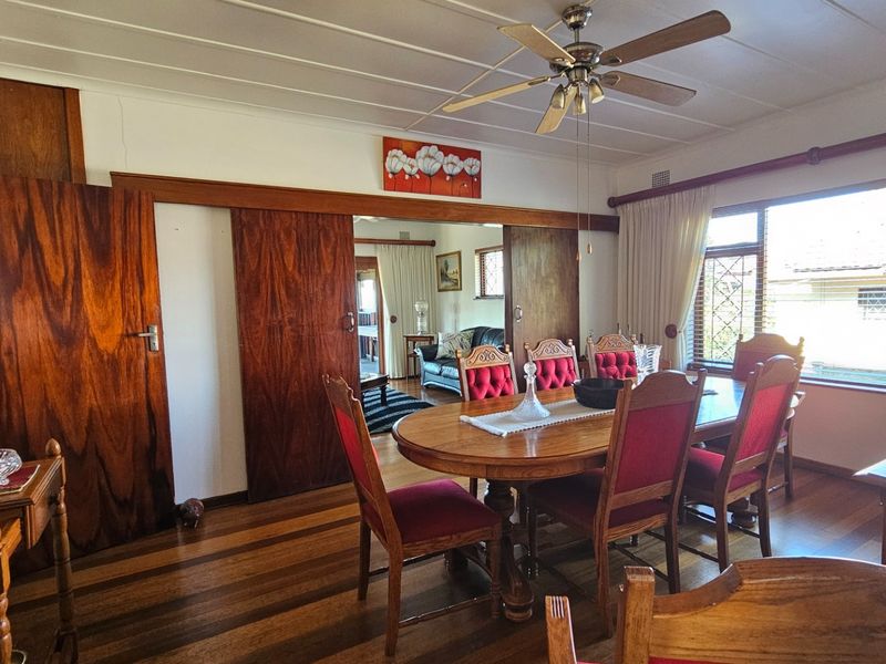 A Coastal Haven with Space to Live, Entertain, and Unwind - Photo 5