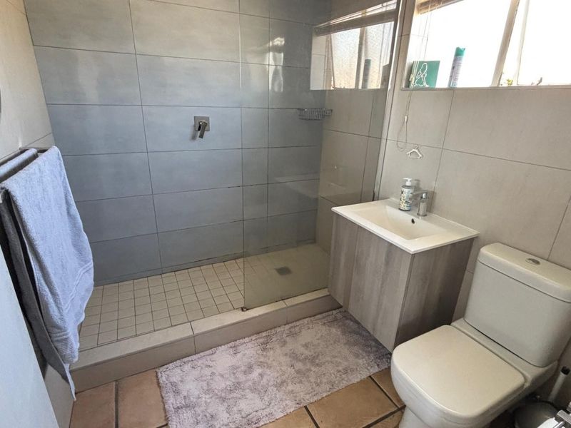 Apartment For Sale in Strand Western Cape - Photo 9