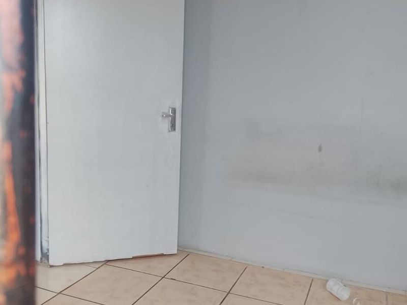 Cottage To Rent in Norkem Park, Kempton Park - Photo 6