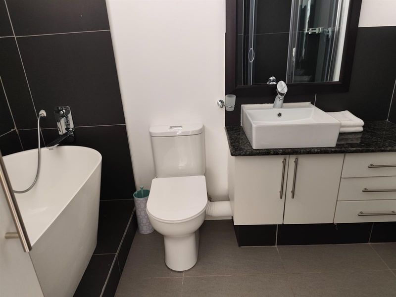 2 Bed 2 Baths Ground floor Apartement - Photo 9