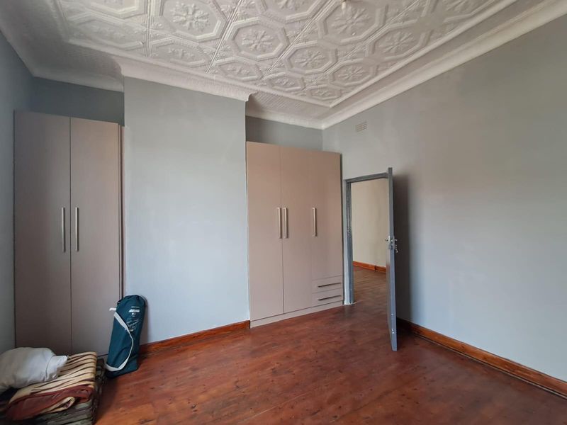 House For Sale in Yeoville, Johannesburg - Photo 8