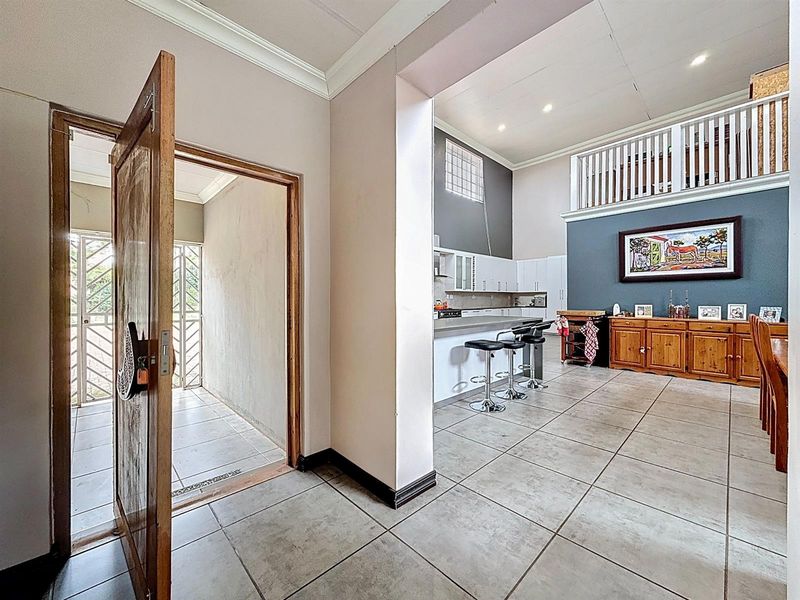 Exceptional Grootfontein Off Grid Living on 1 Hectare - Two Homes, Heated Pool, Solar and Borehole - Photo 4