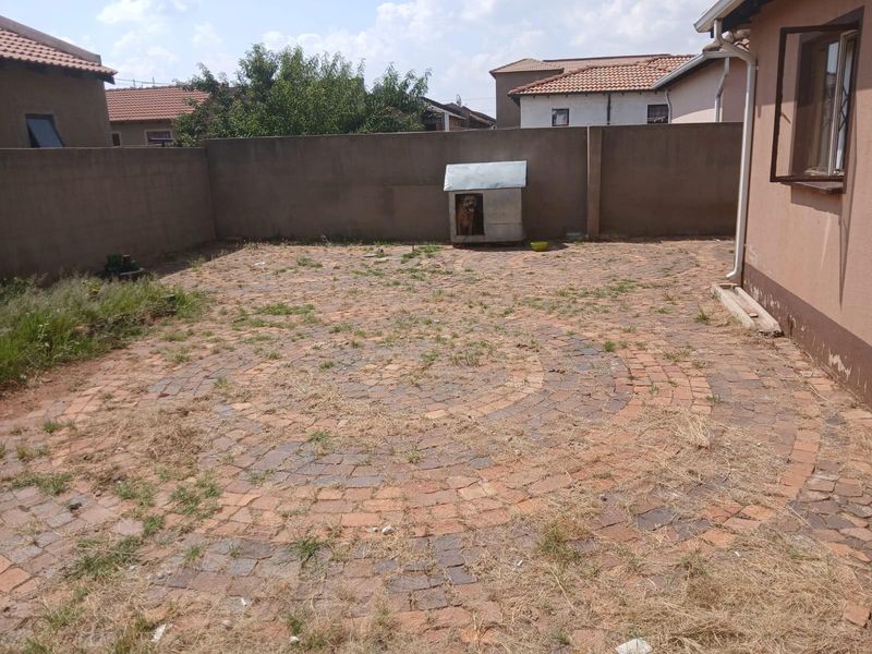 House For Sale in Protea Glen, Soweto - Photo 10