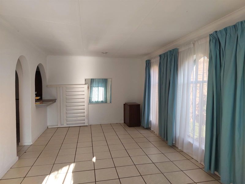 Cottage To Rent in Ravenswood Boksburg - Photo 4