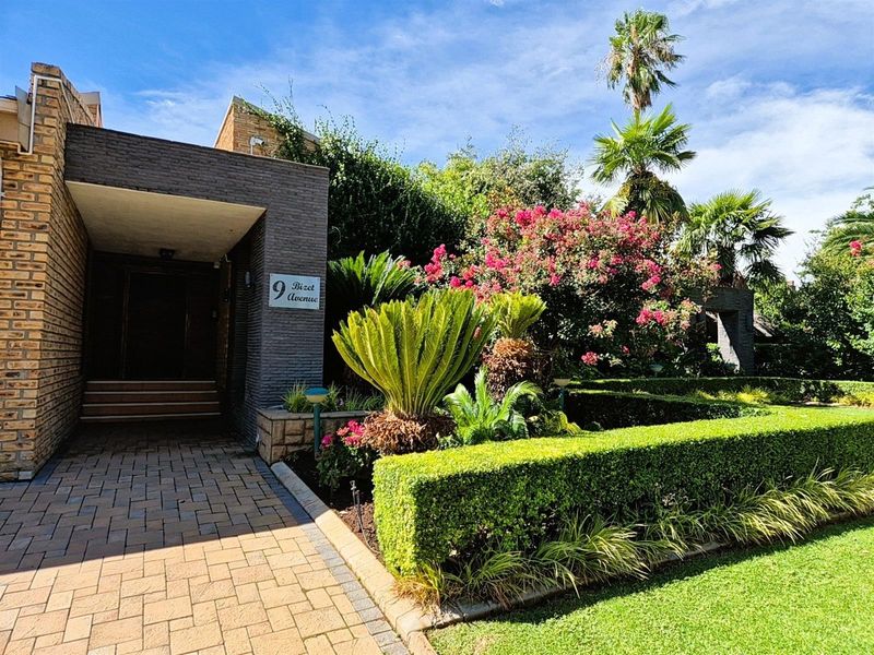 Spectacular Luxury Home in Van der Hoff Park, Potchefstroom, North West, Location! Location! - Photo 6