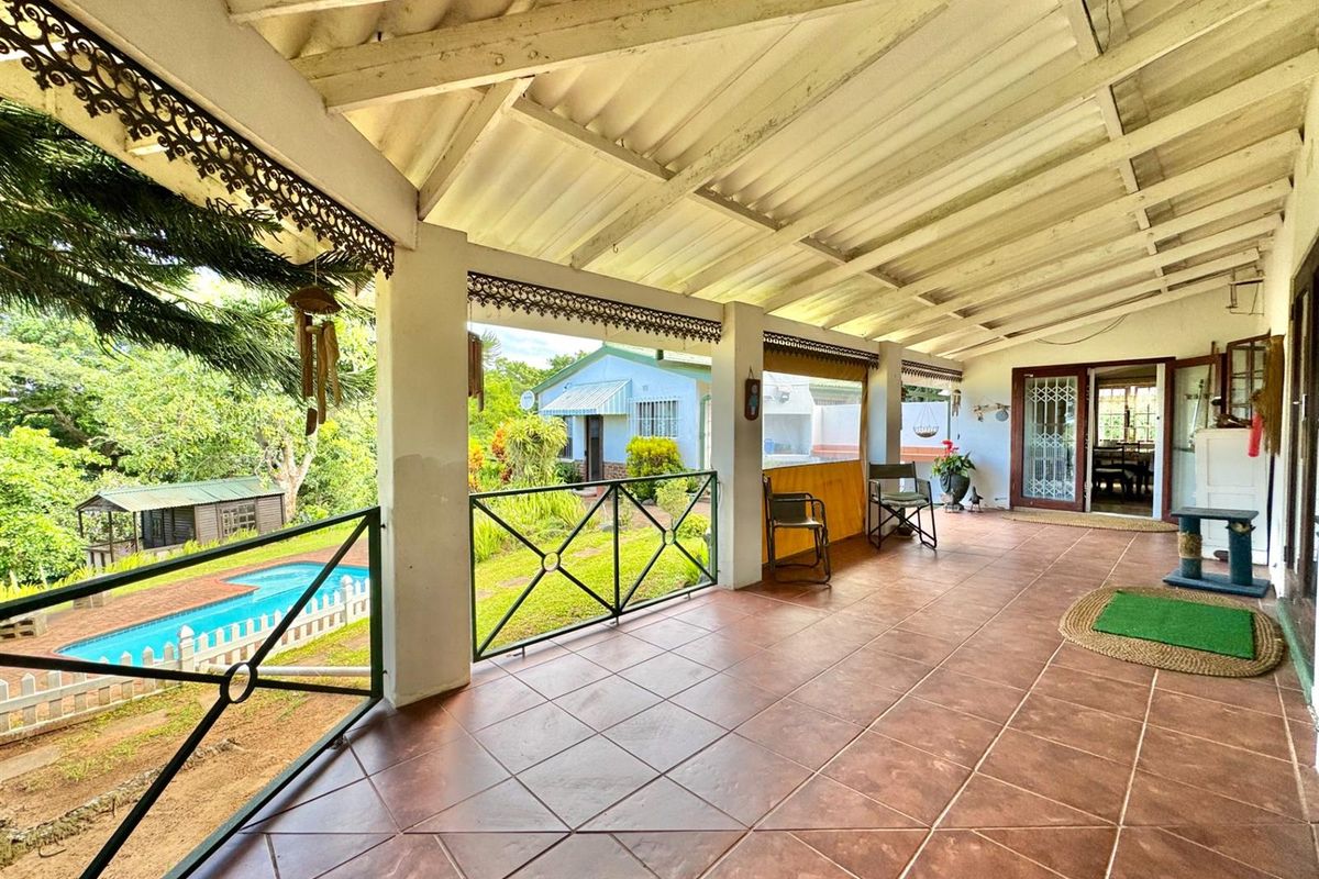 House For Sale in Umtentweni, Port Shepstone, KwaZulu Natal - Photo 3