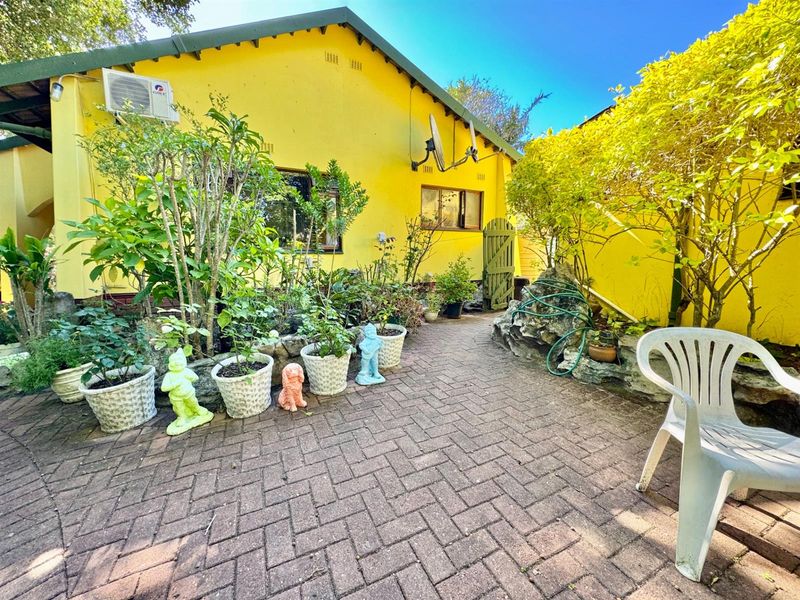 House For Sale in Umtentweni, Port Shepstone, KwaZulu Natal - Photo 8