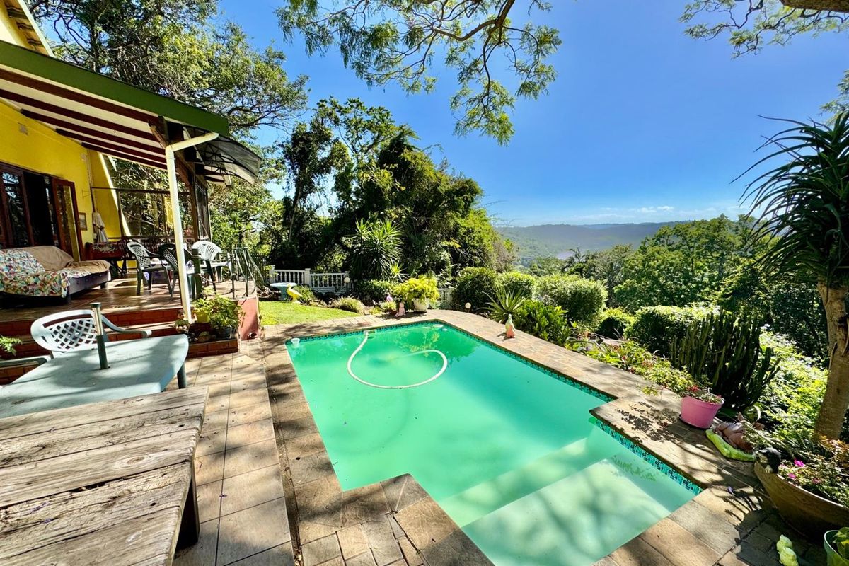 House For Sale in Umtentweni, Port Shepstone, KwaZulu Natal - Photo 4