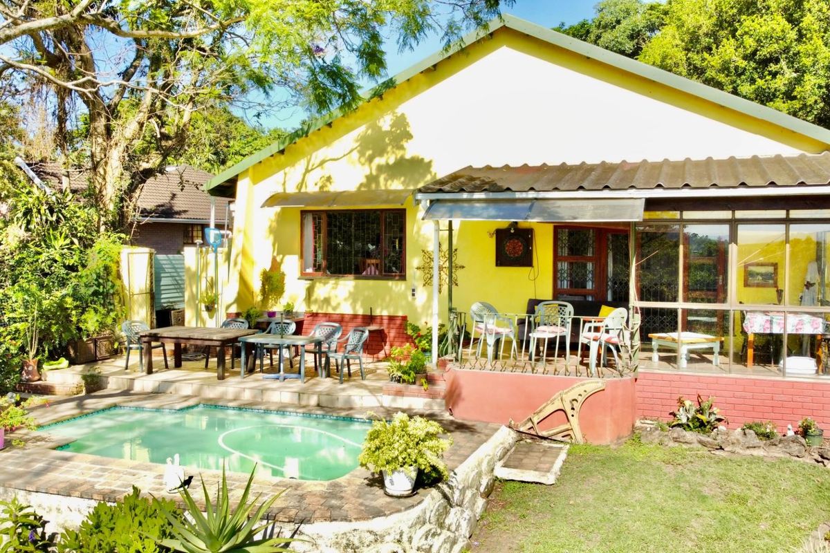 House For Sale in Umtentweni, Port Shepstone, KwaZulu Natal - Photo 2