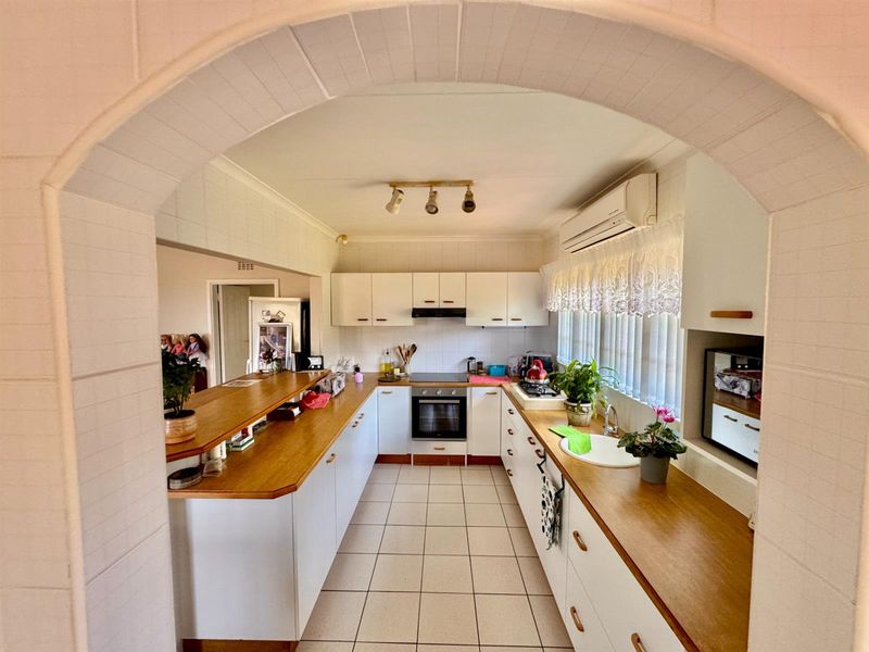 Townhouse For Sale in Umtentweni, Port Shepstone, KwaZulu Natal - Photo 10