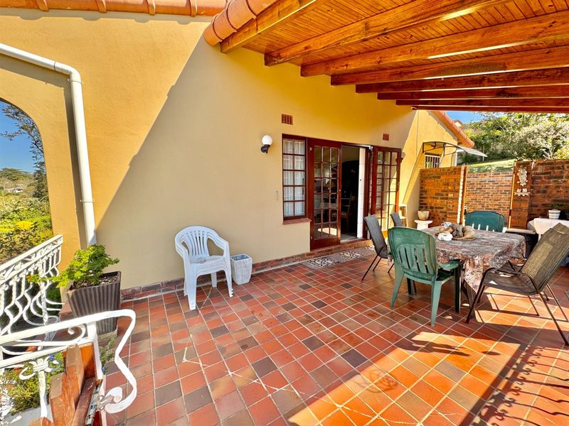 Townhouse For Sale in Umtentweni, Port Shepstone, KwaZulu Natal - Photo 5