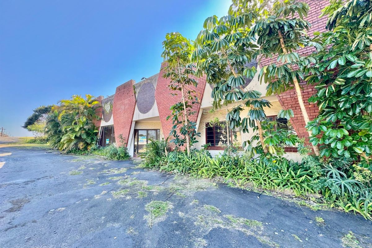 Small Holding For Sale in Umtentweni, Port Shepstone, KwaZulu Natal - Photo 2