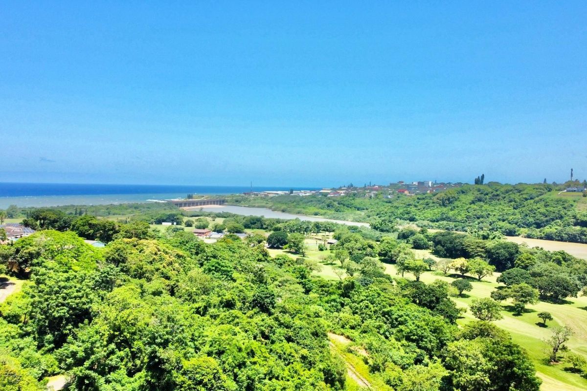 Hilltop Luxury Home with Panoramic Sea, River and Golf Views - Photo 2