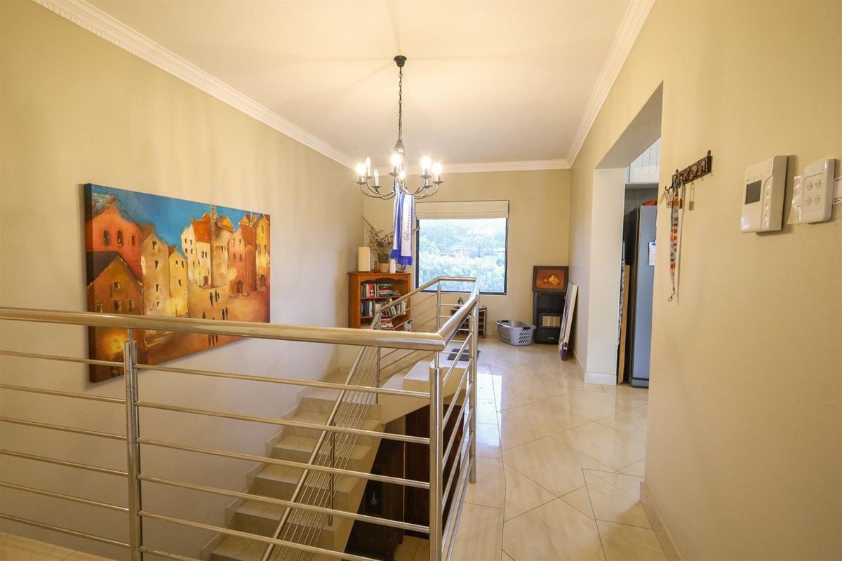 Modern Beachside Living with Indoor/Outdoor Flow - Photo 5