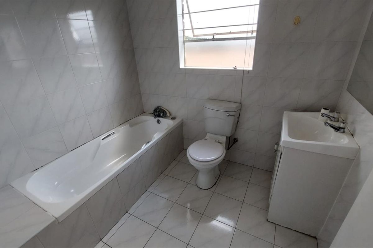 GREAT DEAL MR OR MRS RENTER! - Photo 4