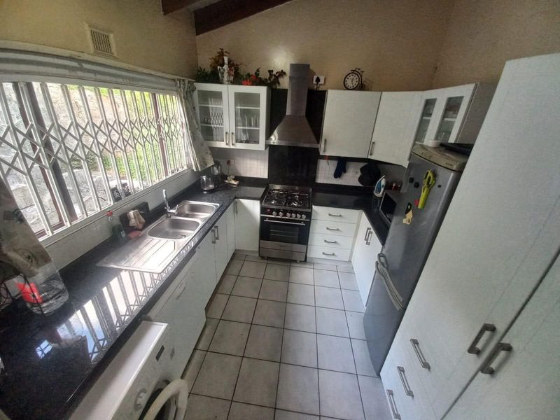 Cottage To Rent in Sunningdale, Umhlanga, KwaZulu Natal - Photo 4