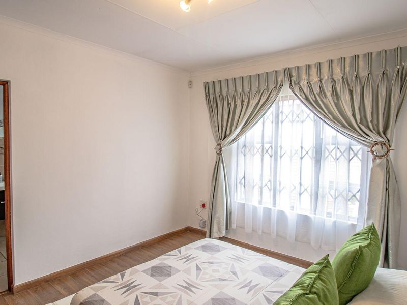 House For Sale in Noordwyk, Midrand - Photo 5