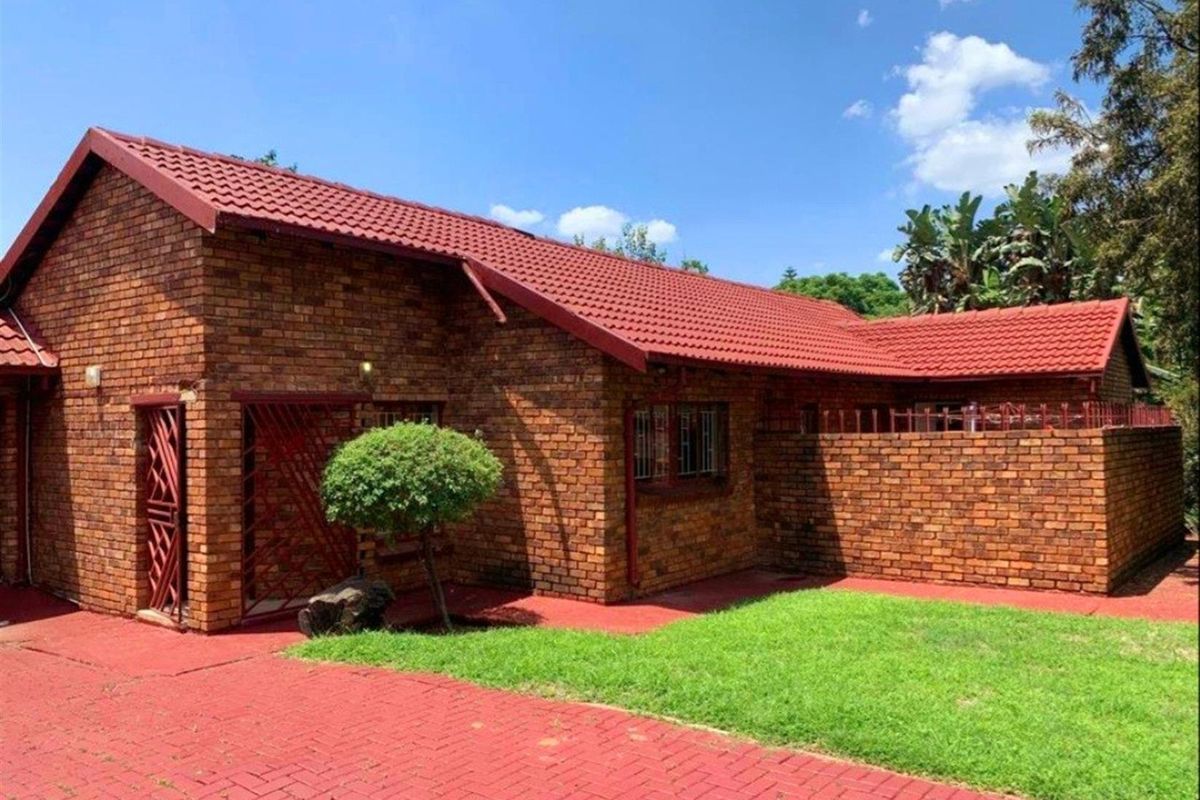 AMAZING GREAT FAMILY HOUSE - Photo 5