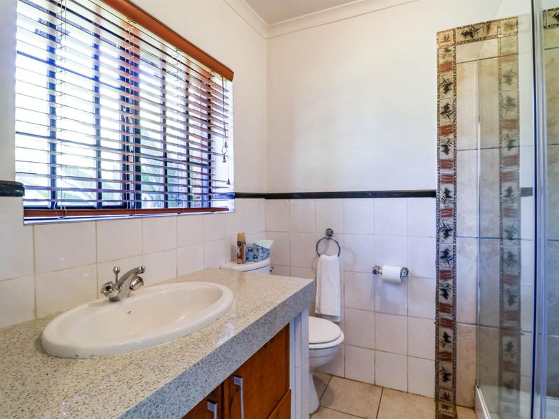 Lodge For Sale in Vorna Valley, Midrand - Photo 9