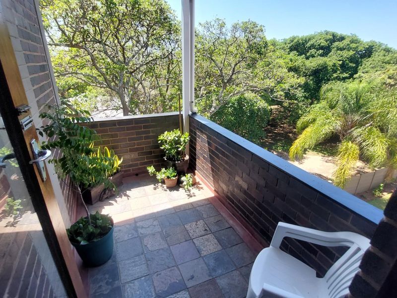 2 Bedroom Apartment/flat For Sale in Manaba Beach, Margate, KwaZulu Natal - Photo 8