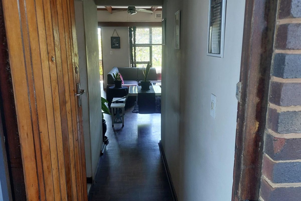 2 Bedroom Apartment/flat For Sale in Manaba Beach, Margate, KwaZulu Natal - Photo 4