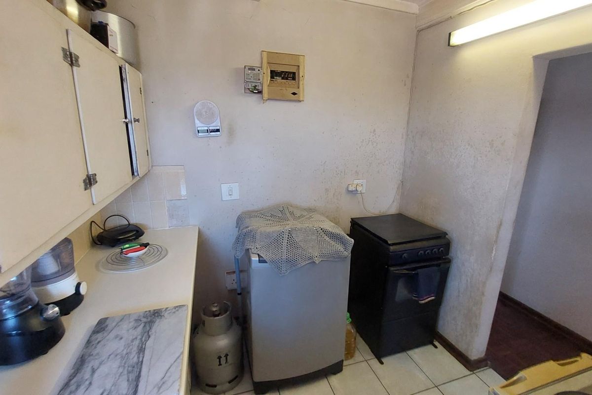 2 Bedroom Apartment/flat For Sale in Manaba Beach, Margate, KwaZulu Natal - Photo 5