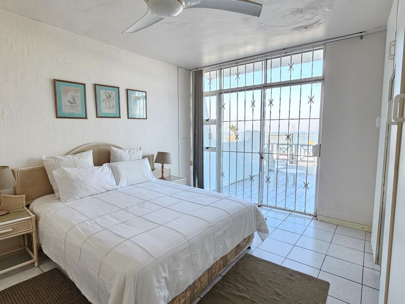 Beachfront Bliss with Spectacular Ocean Views in Ramsgate - Photo 6
