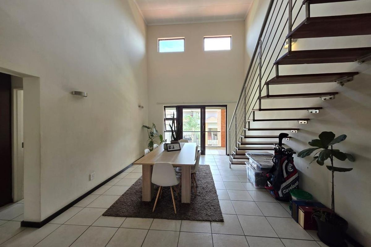 Apartment For Sale in Solheim, Germiston - Photo 2