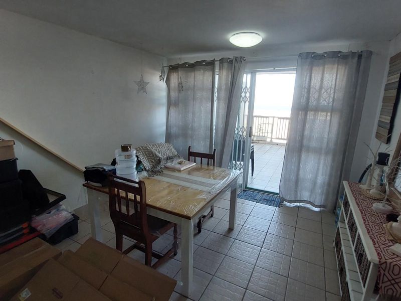 2 Bedroom Apartment For Sale, Margate, KwaZulu Natal - Photo 9