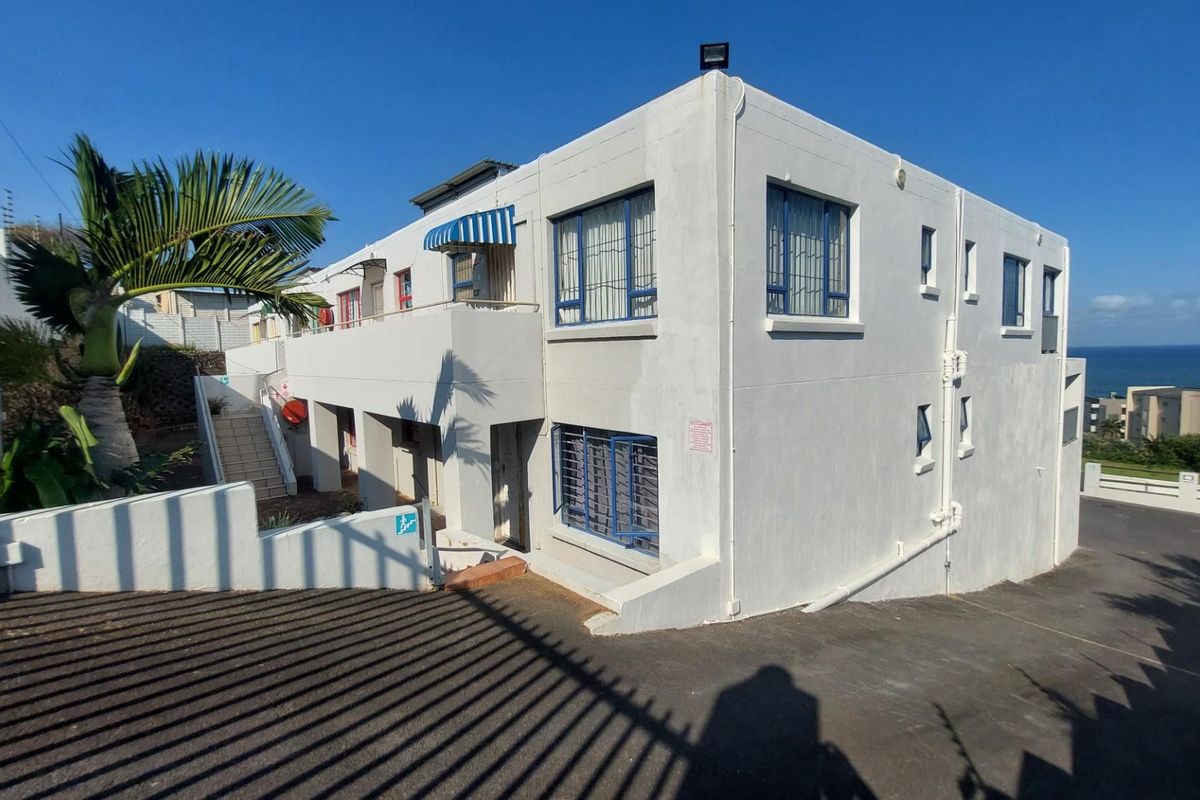 2 Bedroom Apartment For Sale, Margate, KwaZulu Natal - Photo 2