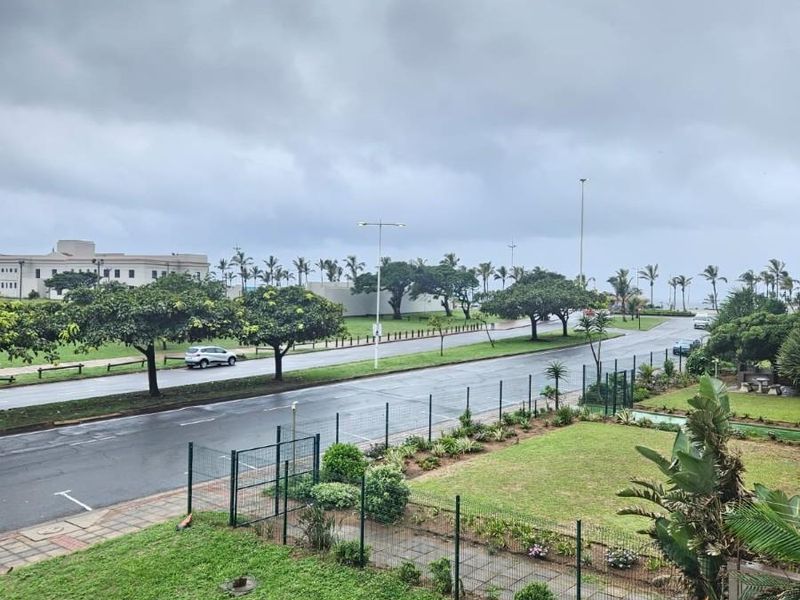 Apartment For Sale in North Beach, Durban, KwaZulu Natal - Photo 10
