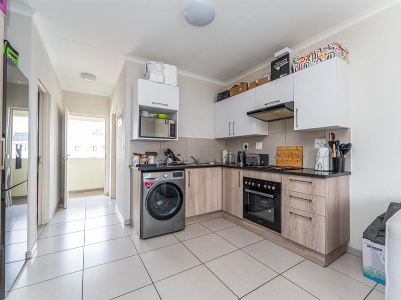 Apartment for sale in Edenburg ,Sandton - Photo 6