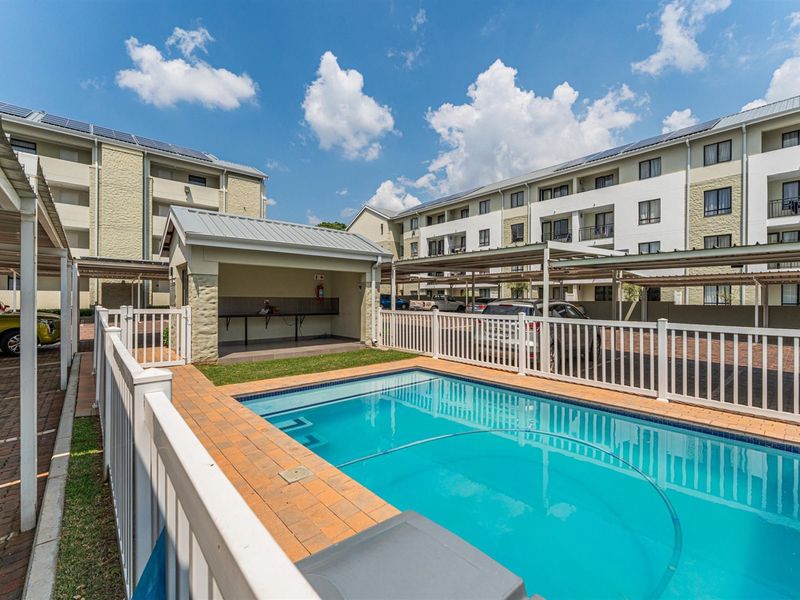 Apartment for sale in Edenburg ,Sandton - Photo 2