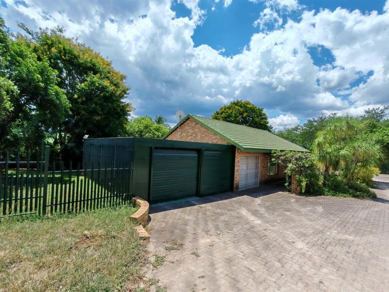 Zero Levy, Full Title Three bedroom Townhouse for sale in Bela Bela - Photo 3