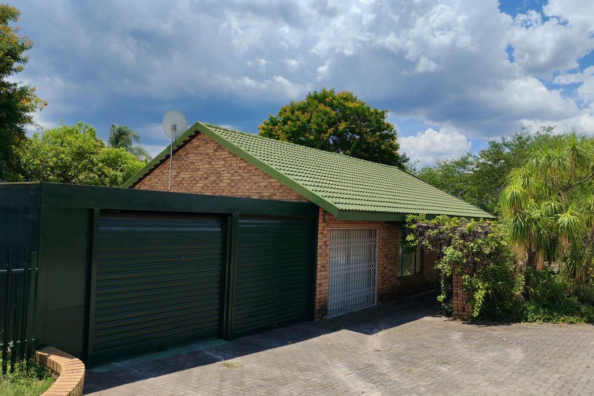 Zero Levy, Full Title Three bedroom Townhouse for sale in Bela Bela - Photo 4