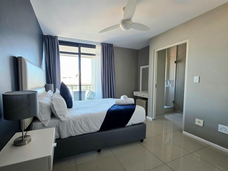 2 Bedroom Beachfront Apartment - Photo 9